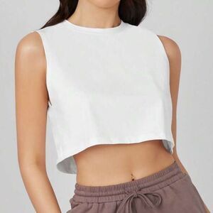 White Sleeveless Crop Top Pilates Athleisure Basic Tee XS